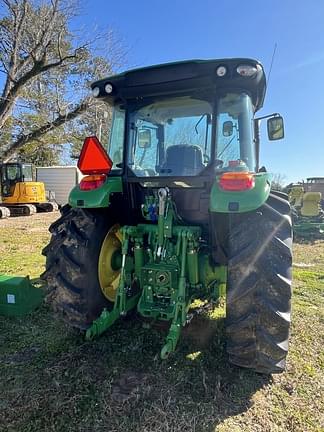 Image of John Deere 5125M equipment image 4