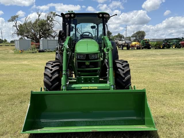 Image of John Deere 5130M equipment image 2