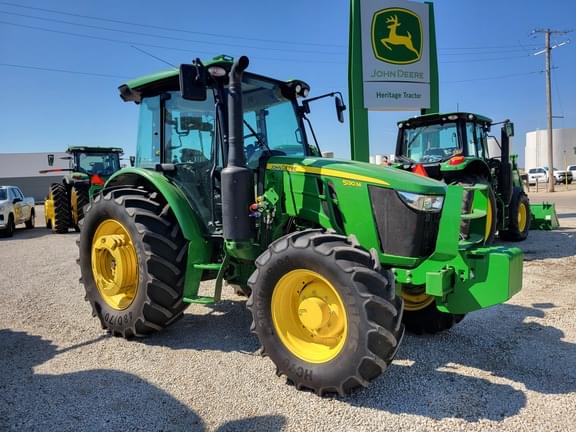 Image of John Deere 5130M equipment image 2