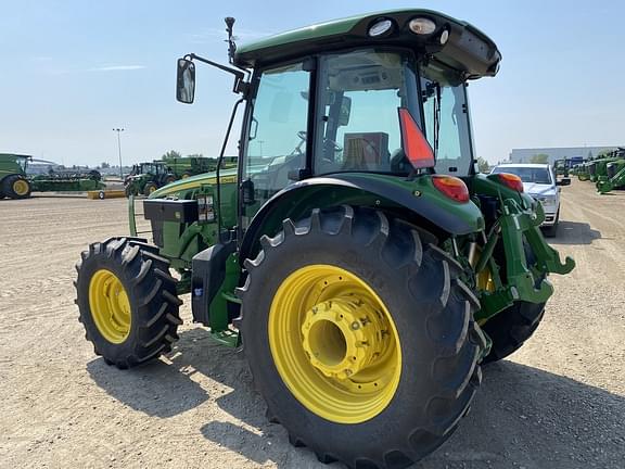 Image of John Deere 5130M equipment image 3