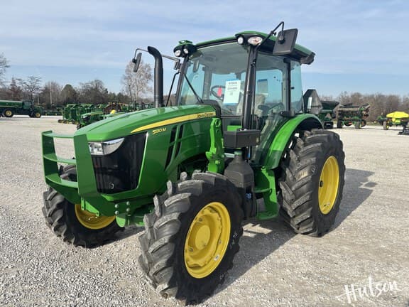 Image of John Deere 5130M equipment image 2