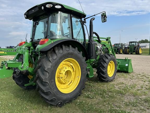 Image of John Deere 5130M equipment image 3
