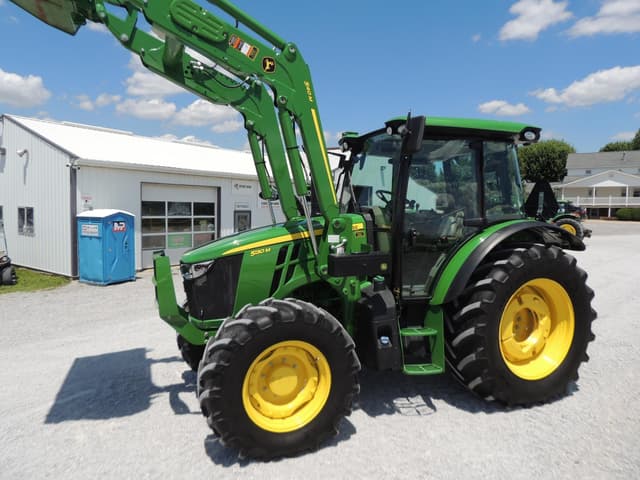 Image of John Deere 5130M equipment image 2