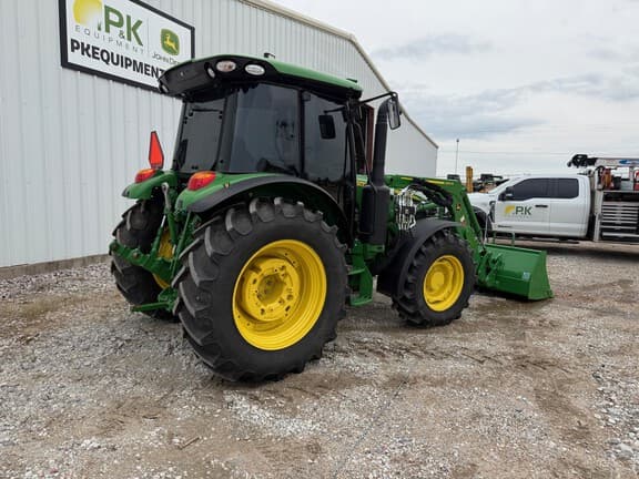 Image of John Deere 5130M equipment image 2