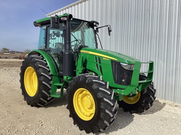 Image of John Deere 5130M equipment image 3