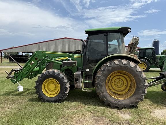 Image of John Deere 5130M Primary image