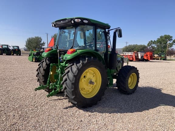 Image of John Deere 5130M equipment image 4