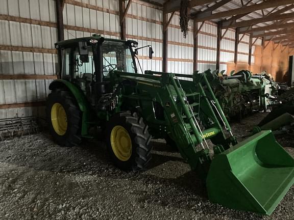 Image of John Deere 5130M equipment image 4