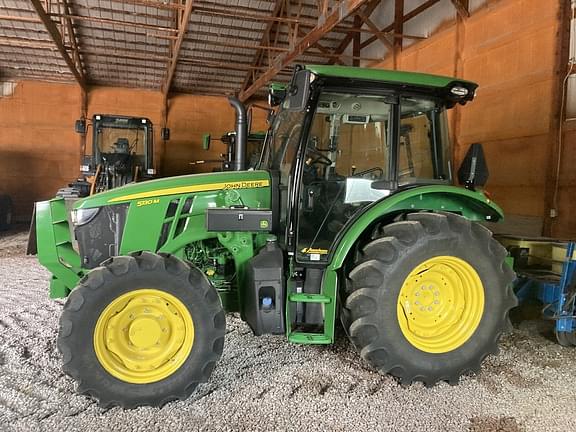 Image of John Deere 5130M equipment image 3