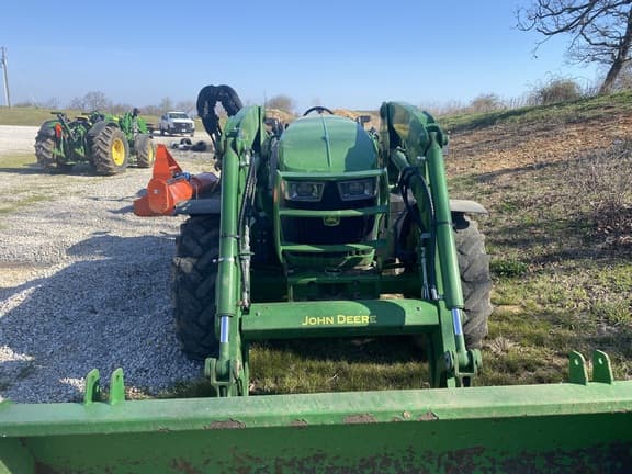 Image of John Deere 5130ML equipment image 4