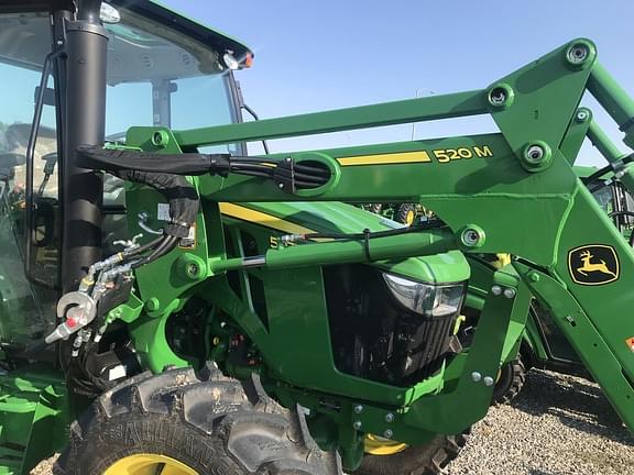 Image of John Deere 520M equipment image 4