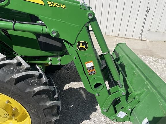 Image of John Deere 520M equipment image 2