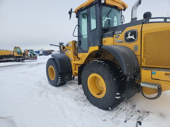 Image of John Deere 524P equipment image 2