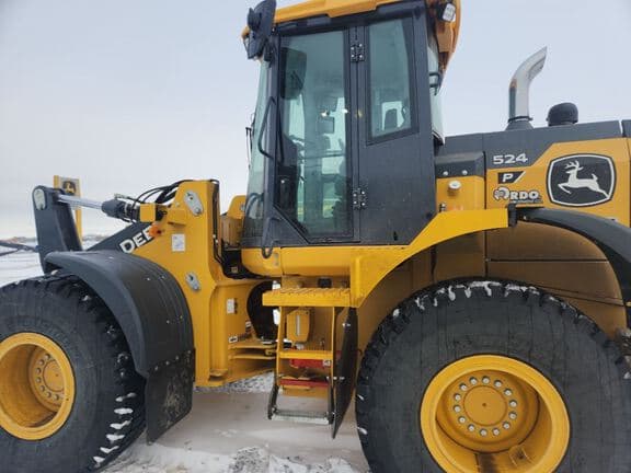 Image of John Deere 524P equipment image 1