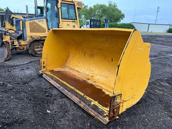 2024 John Deere Wheel Loader Bucket Equipment Image0