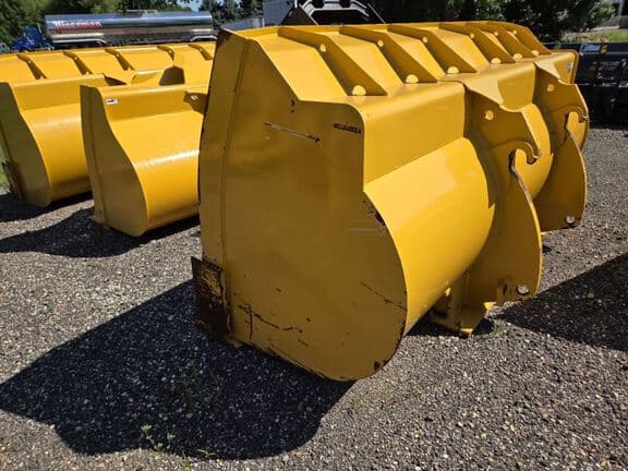 Image of John Deere Wheel Loader Bucket equipment image 2