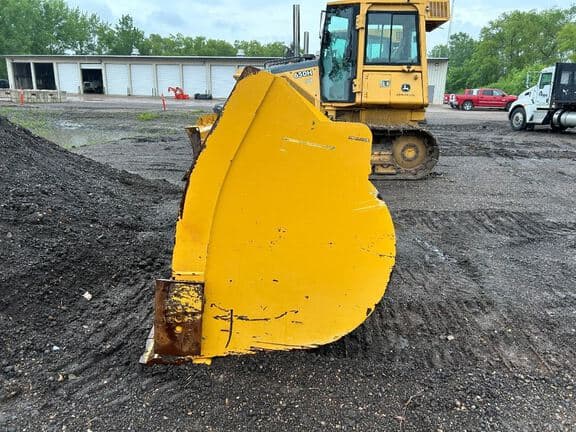 Image of John Deere Wheel Loader Bucket equipment image 1