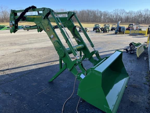 Image of John Deere 540M equipment image 1