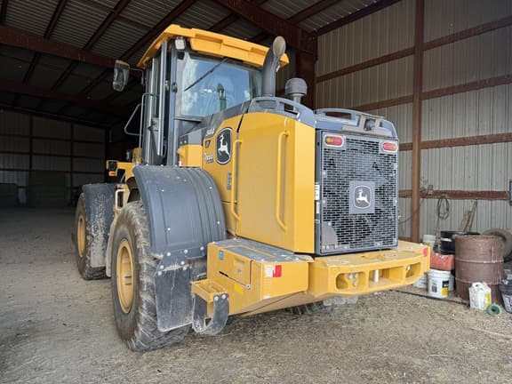 Image of John Deere 544P equipment image 1