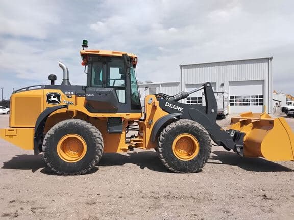 Image of John Deere 544P equipment image 1