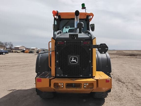Image of John Deere 544P equipment image 3