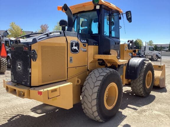 Image of John Deere 544P equipment image 4