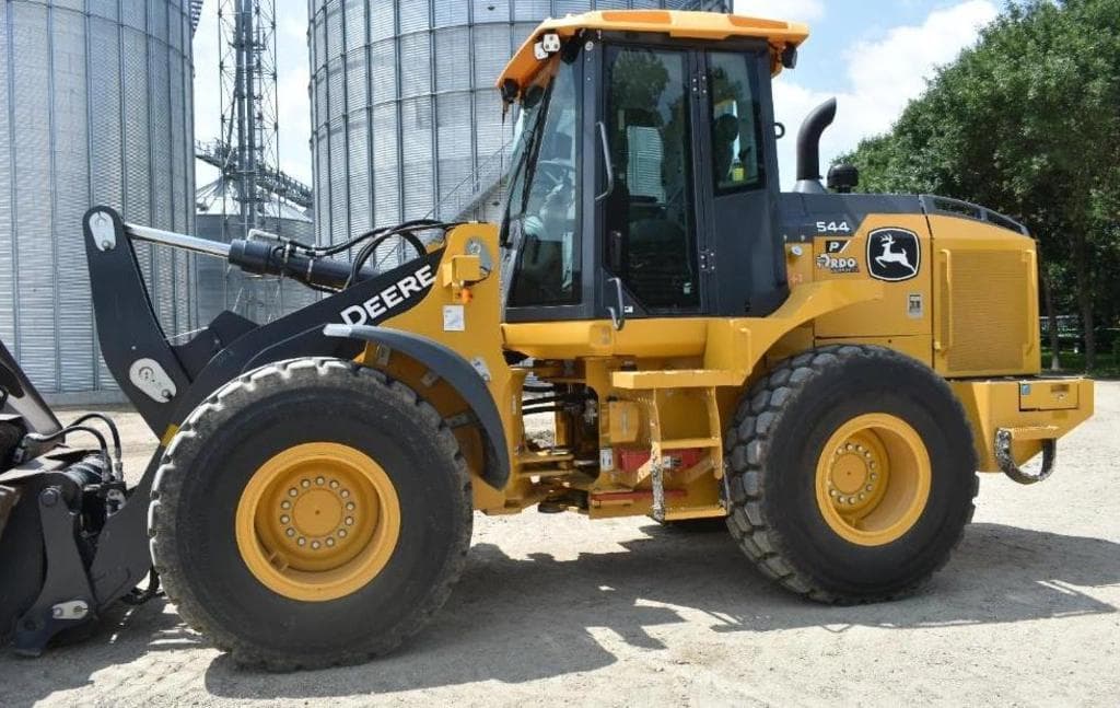 Image of John Deere 544P Primary image