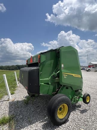 Image of John Deere 551M equipment image 4