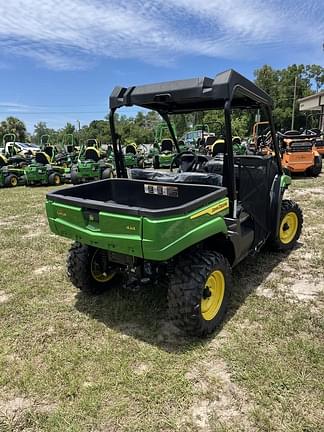 Image of John Deere XUV 560E equipment image 2