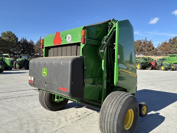 Image of John Deere 561M equipment image 3