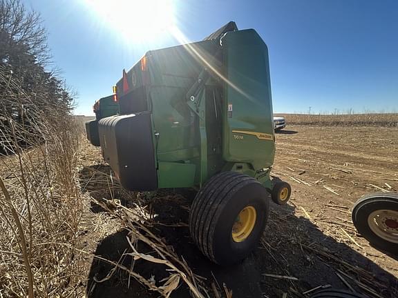 Image of John Deere 561M equipment image 2