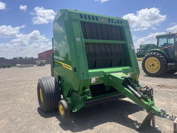 Image of John Deere 561M equipment image 2