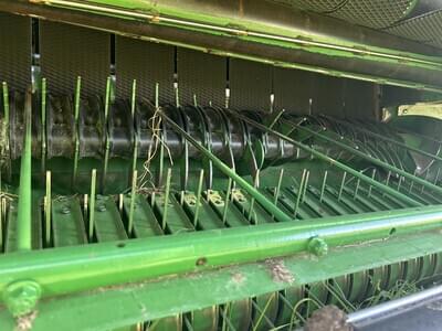 Image of John Deere 561M equipment image 1