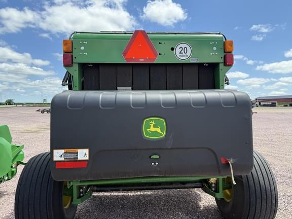 Image of John Deere 561M equipment image 4