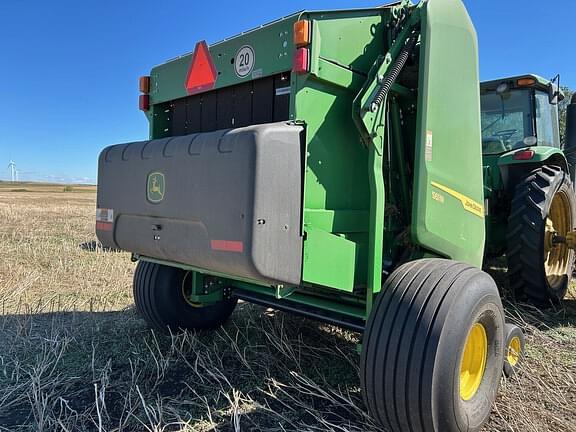 Image of John Deere 561M equipment image 3