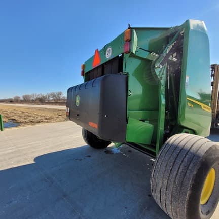 Image of John Deere 561M equipment image 2