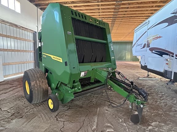 Image of John Deere 561M equipment image 2