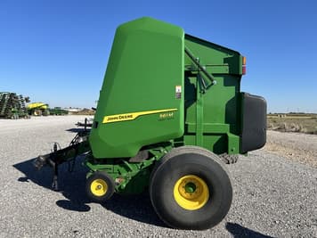 Main image John Deere 561M Heavy-Duty