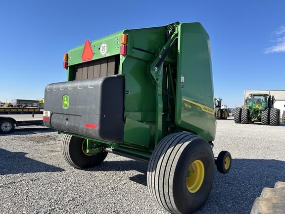 Image of John Deere 561M equipment image 4