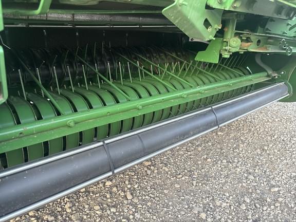 Image of John Deere 561M equipment image 4