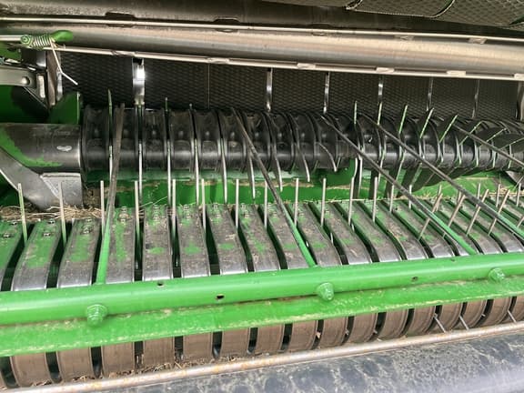 Image of John Deere 561M equipment image 4