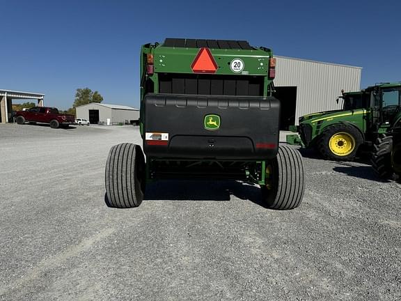 Image of John Deere 561M equipment image 4