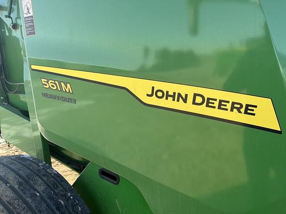 Image of John Deere 561M equipment image 4