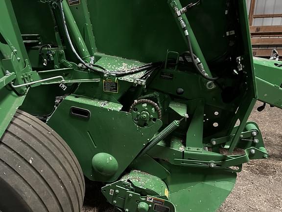 Image of John Deere 561M equipment image 2