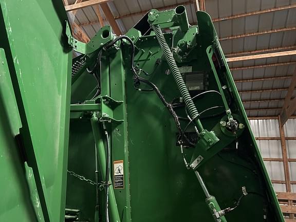 Image of John Deere 561M equipment image 1
