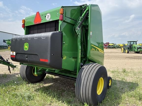 Image of John Deere 561M equipment image 2