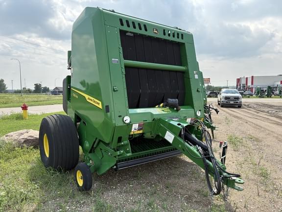 Image of John Deere 561M equipment image 1