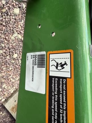 Image of John Deere 561M equipment image 3