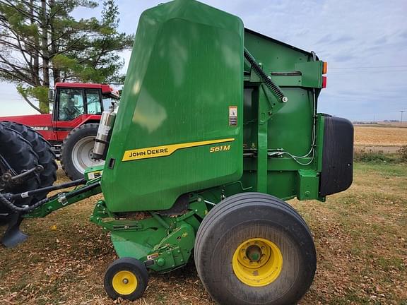 Image of John Deere 561M equipment image 1