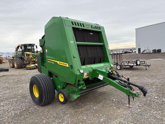 Image of John Deere 561M equipment image 4